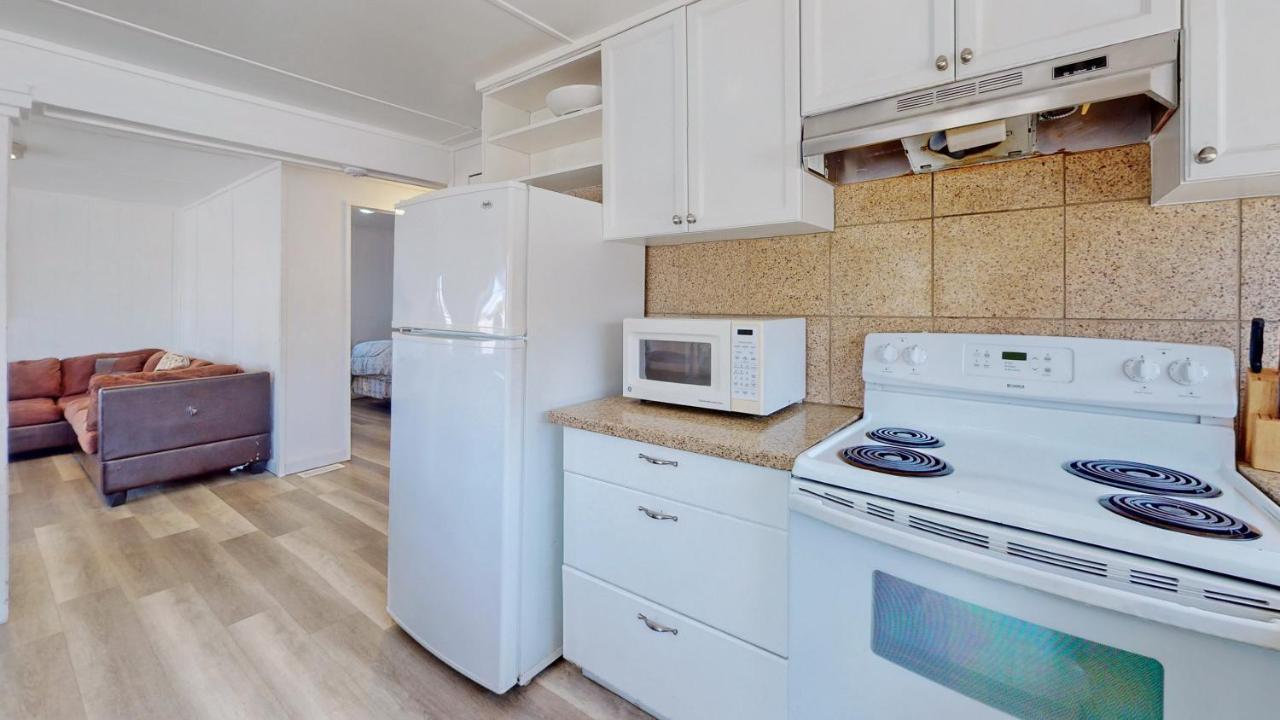 Main Beach River Retreat - Wasaga Beach 1 - Main Strip - 93 Mosley St 외부 사진