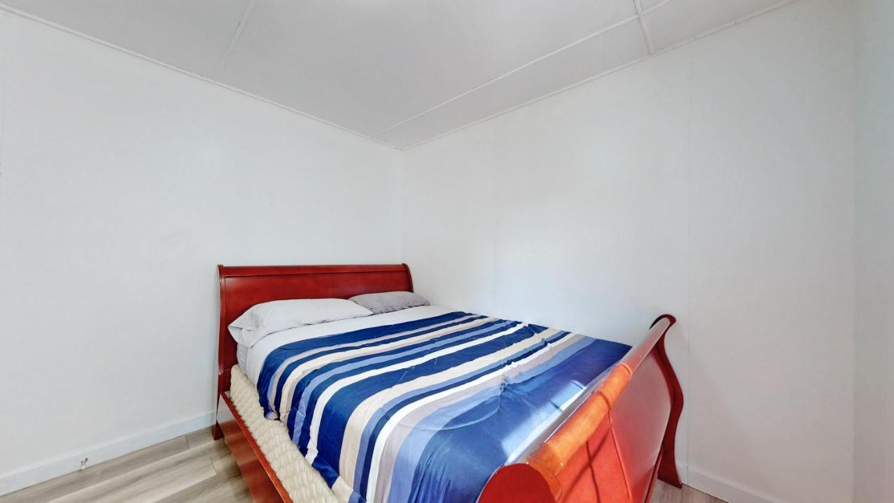 Main Beach River Retreat - Wasaga Beach 1 - Main Strip - 93 Mosley St 외부 사진